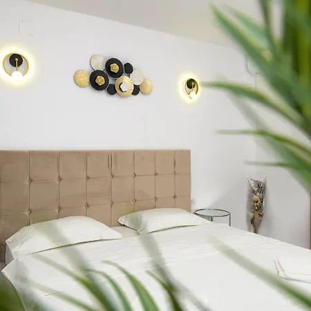 Francesca ホテル ティミショアラ