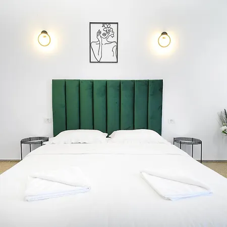 ホテル Francesca 3*